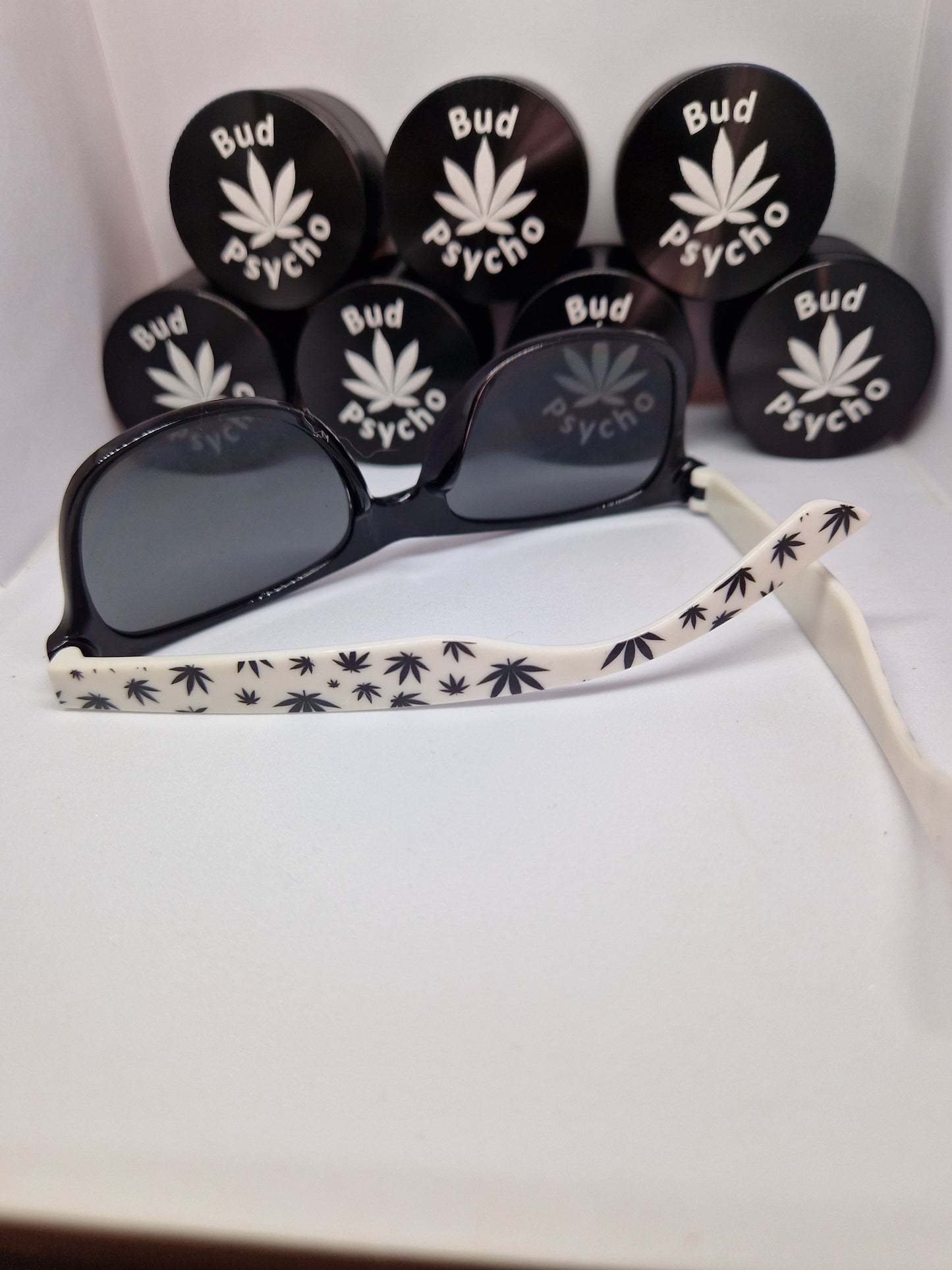 WOMEN MEN FASHION ADULT WEED LEAF SUNGLASSES RASTA FESTIVAL SUMMER SHADES UNISEX