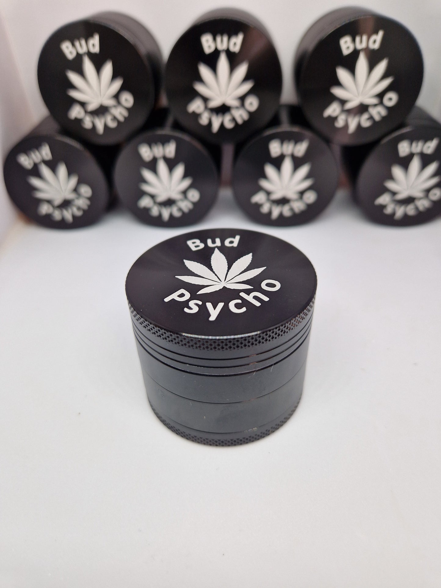 BLACK 4 PART 50MM GRINDER MAGNETIC METAL DIAMOND TEETH CRUSHER UK BUD PSYCHO
